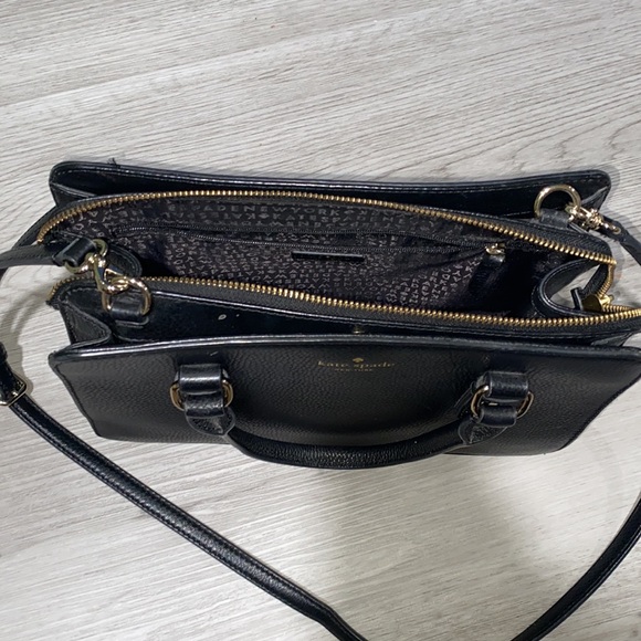 Kate Spade Cross Body Bag - Picture 2 of 8